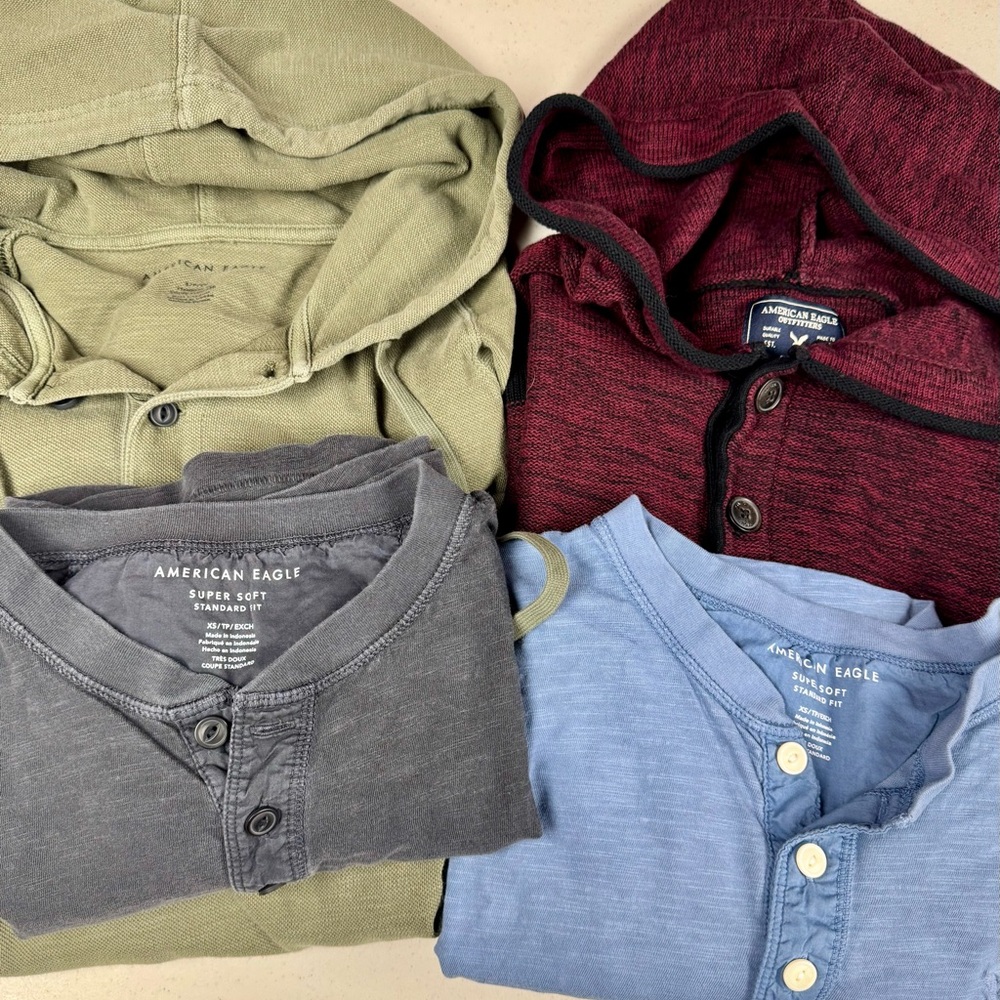 Bundle of FOUR American Eagle Outfitters Men's Shirts, sizes XS and S